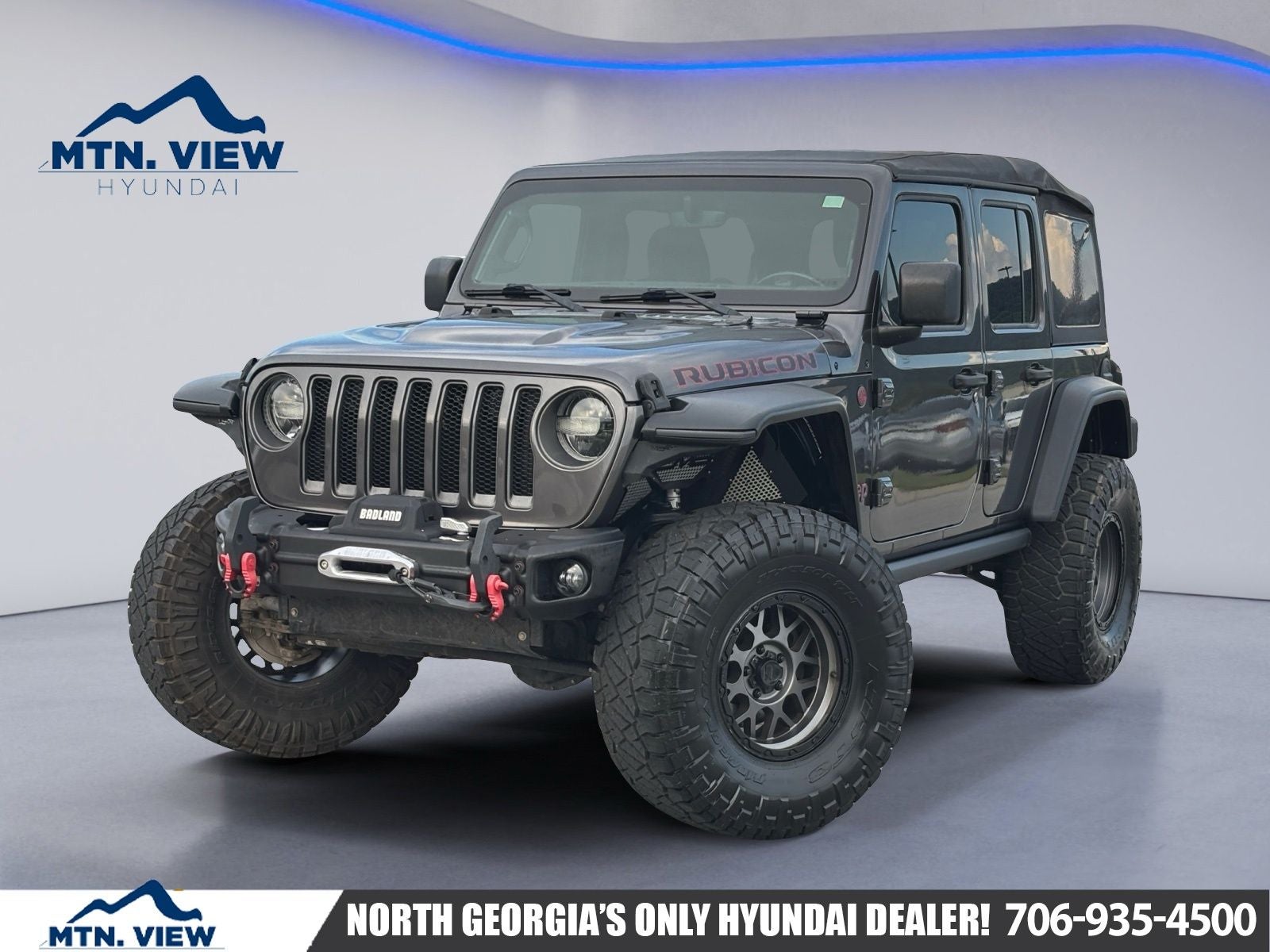 2020 Jeep Wrangler Unlimited Rubicon in Granite Crystal Metallic Clearcoat — front three-quarter view